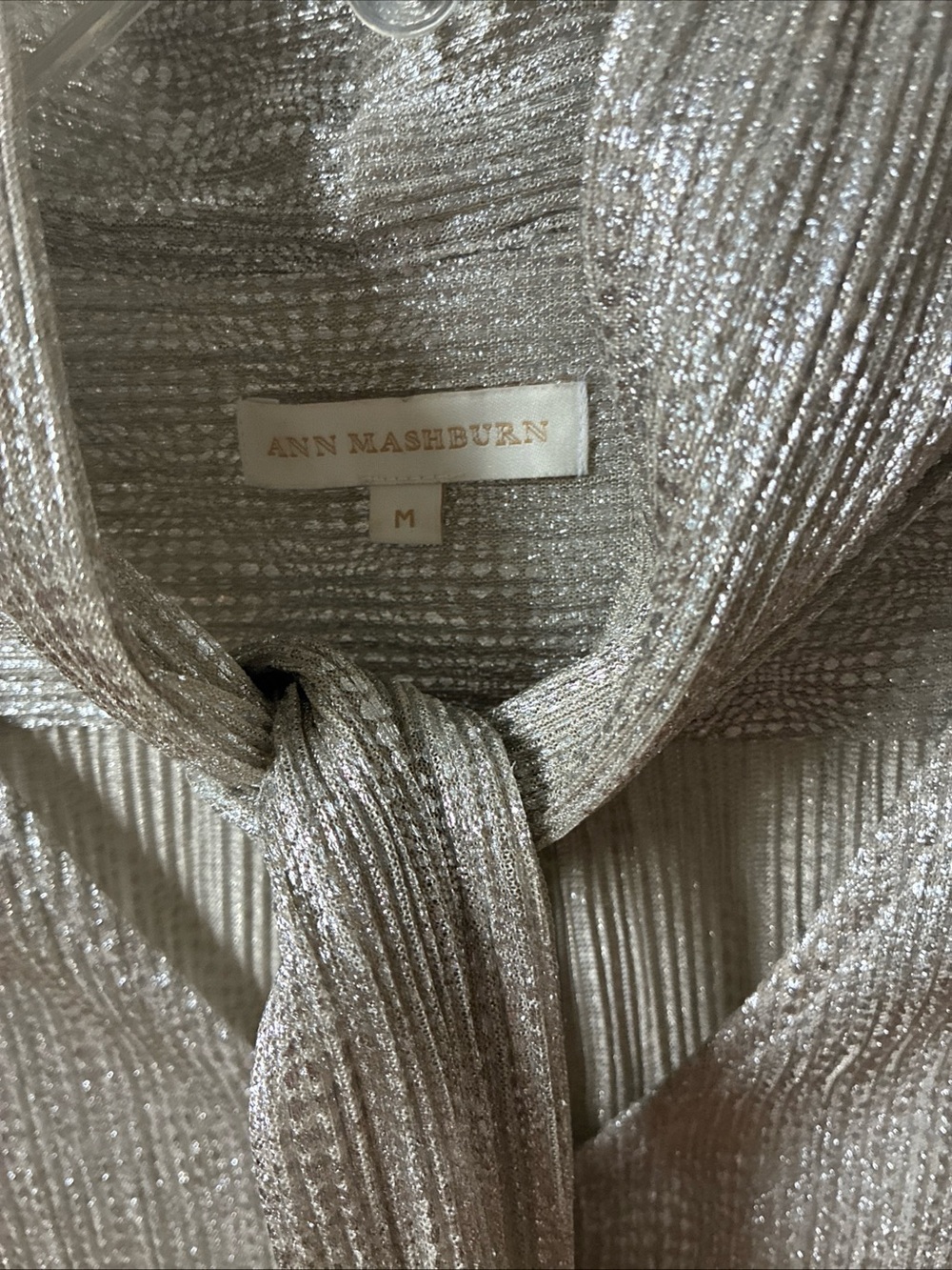 Ann Mashburn silver metallic tie neck long sleeve top size M - Picture 2 of 5